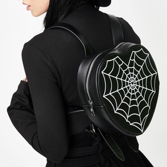 RARE Heart Shaped Spiderweb Backpack Bag - Picture 16 of 16